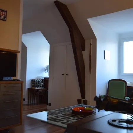 Authentic Bright Flat In Le Marais Appartamento